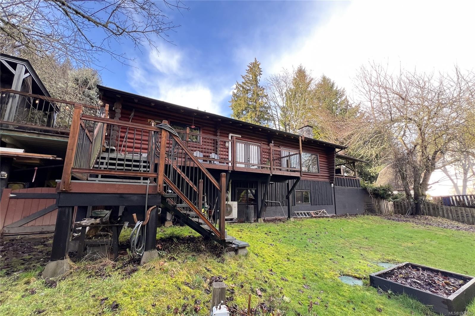 2241 Benko Rd, Mill Bay, BC