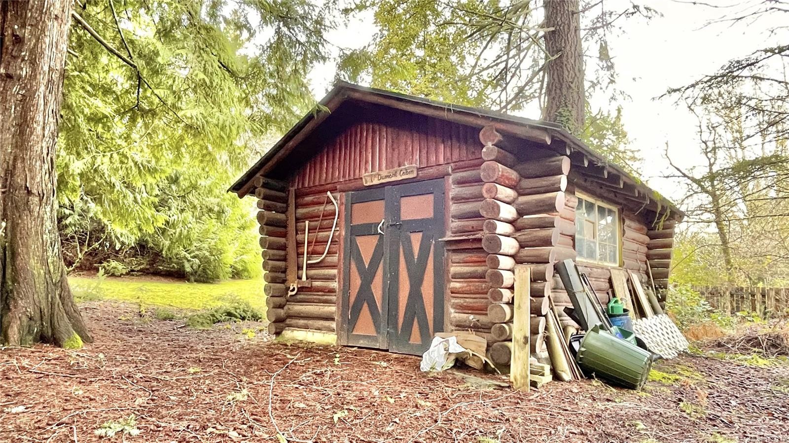 2241 Benko Rd, Mill Bay, BC