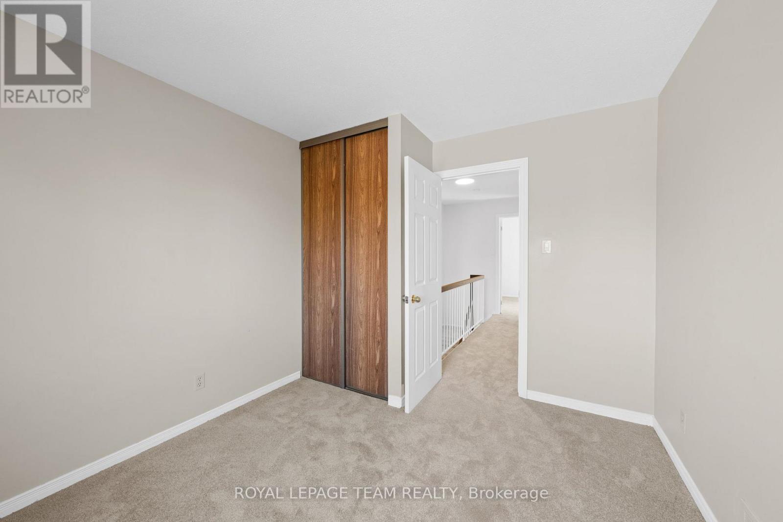 93 Hewitt Way, Ottawa, ON - Indoor Photo Showing Other Room