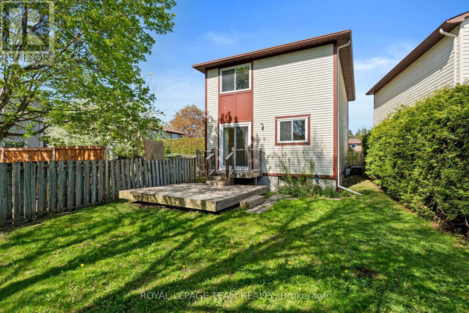 93 Hewitt Way, Ottawa, ON - Outdoor