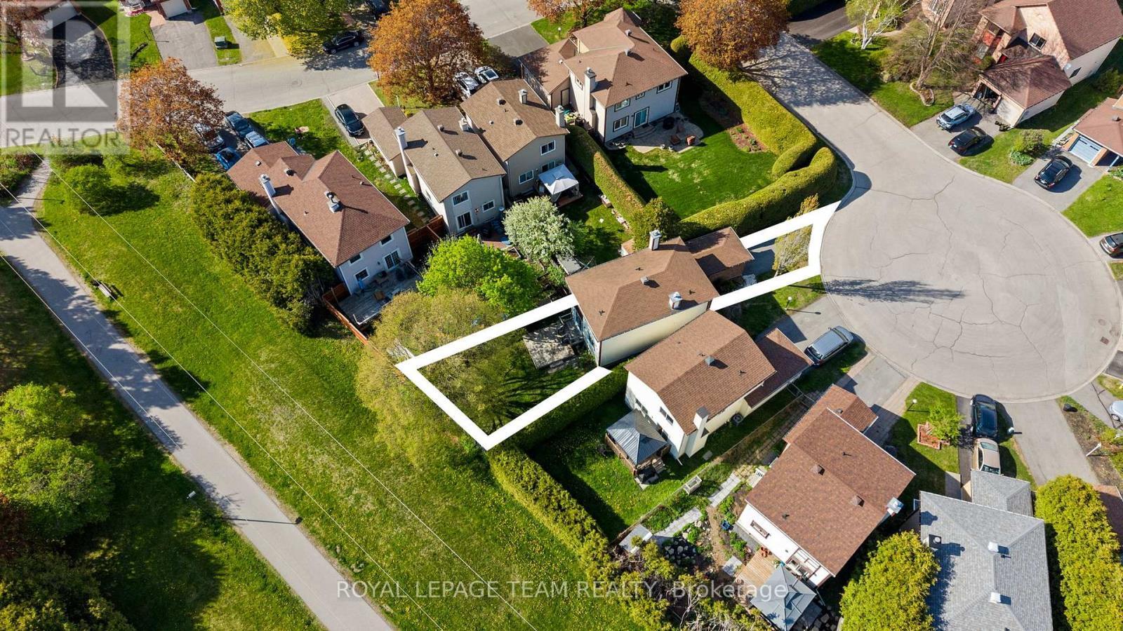 93 Hewitt Way, Ottawa, ON - Outdoor With View