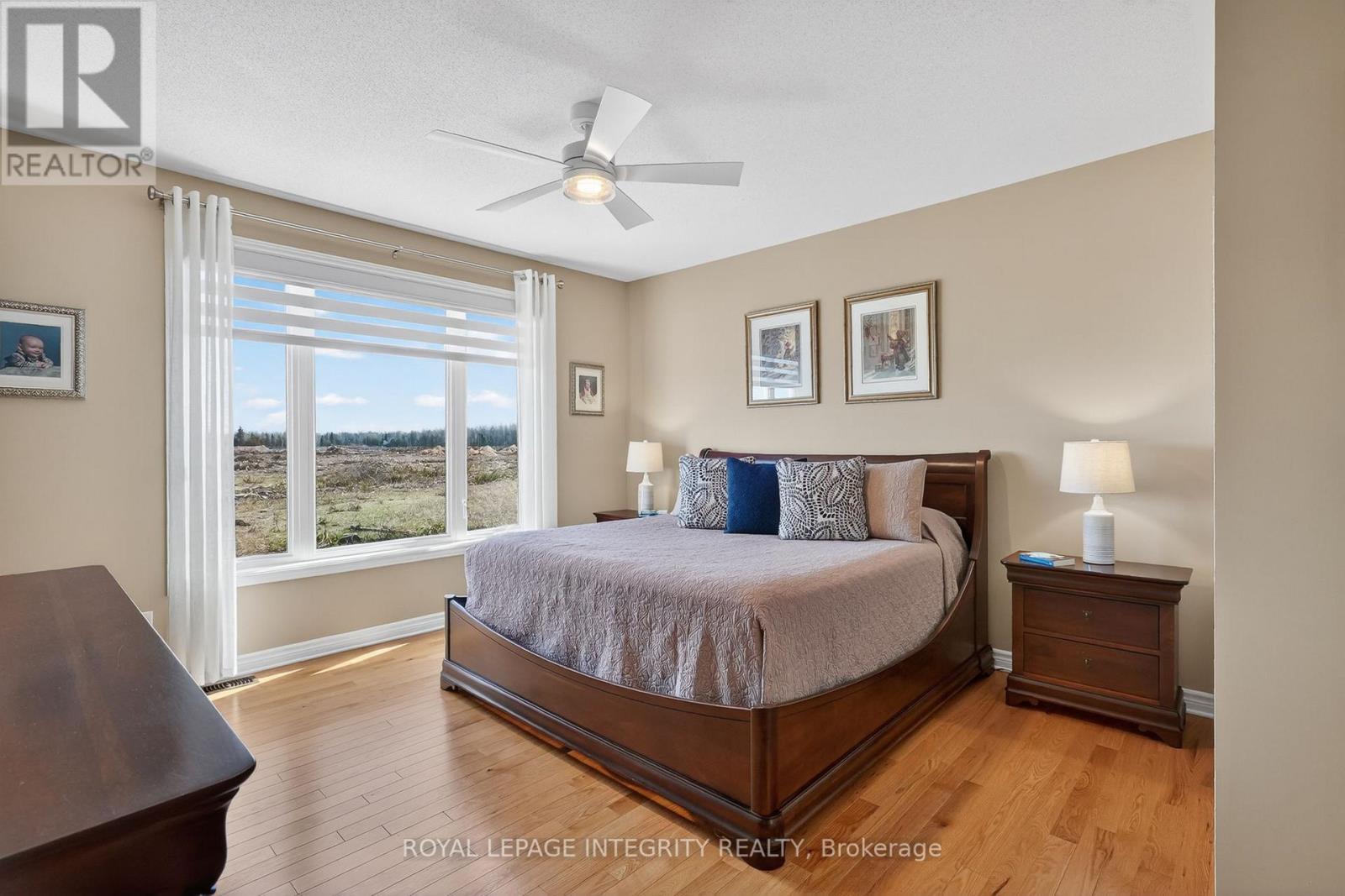724 Parade Drive, Ottawa, ON - Indoor Photo Showing Bedroom