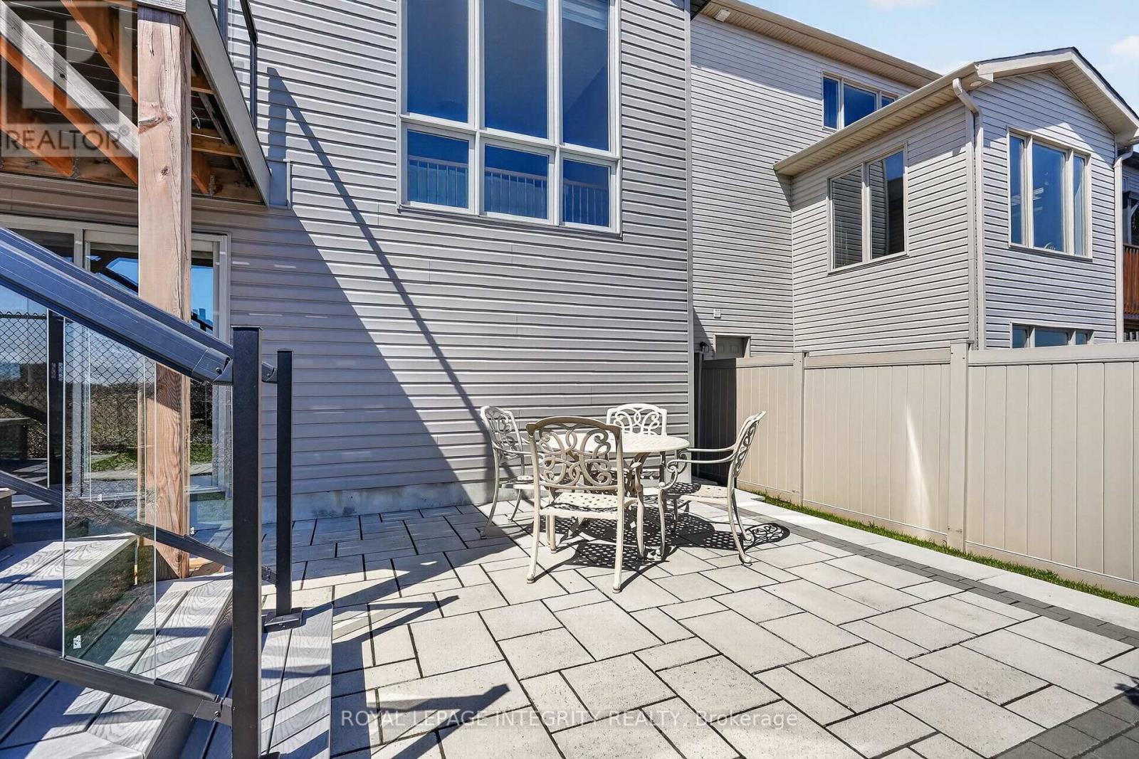 724 Parade Drive, Ottawa, ON - Outdoor With Exterior