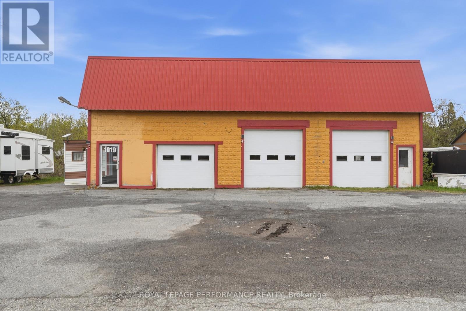 1019 County Rd 17 Road, Champlain, ON