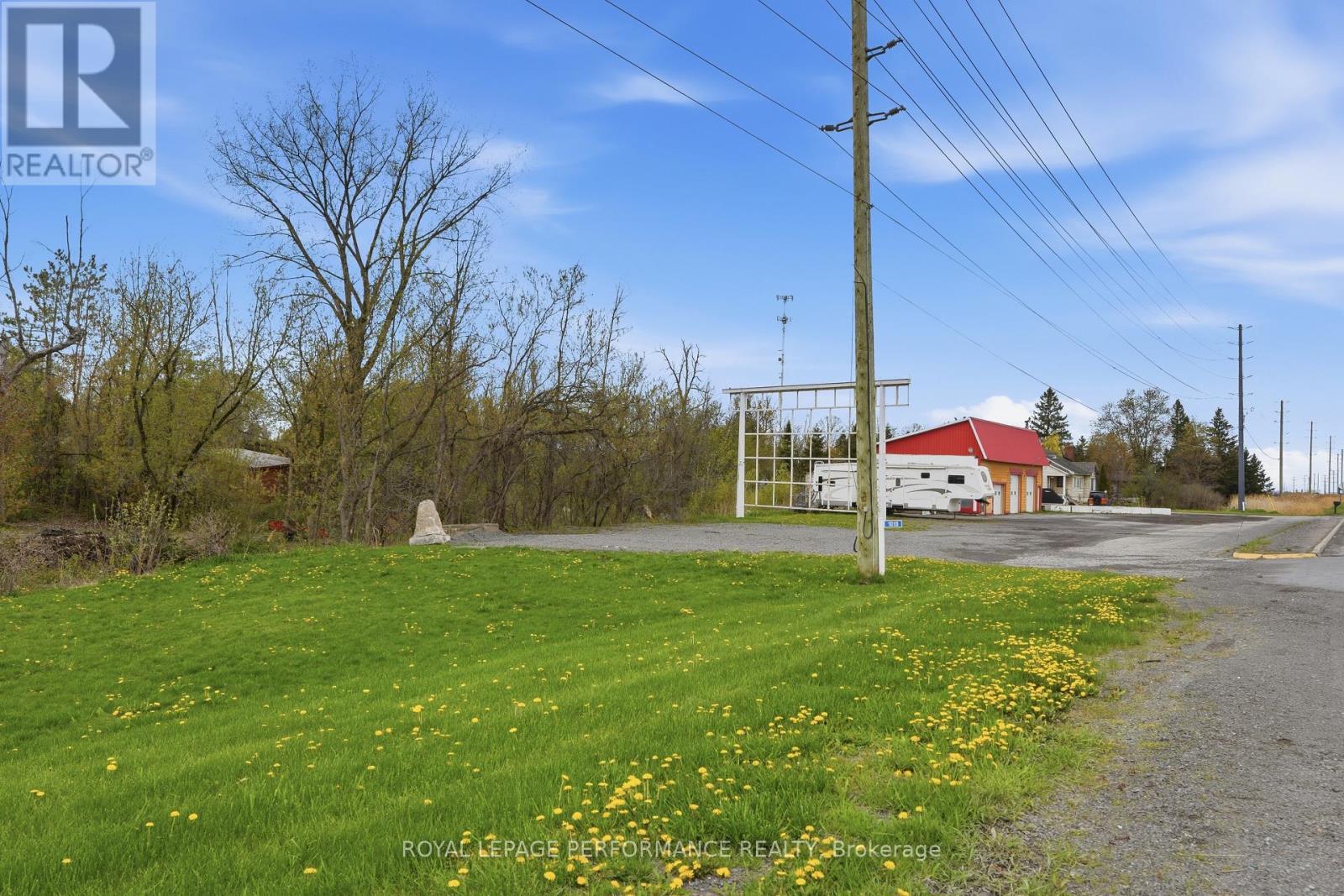 1019 County Rd 17 Road, Champlain, ON