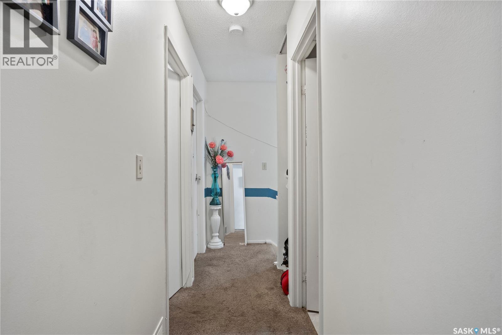 4122 Castle Road, Regina, SK - Indoor Photo Showing Other Room