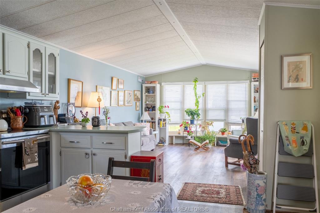 144 Dunkirk Drive, Chatham, ON