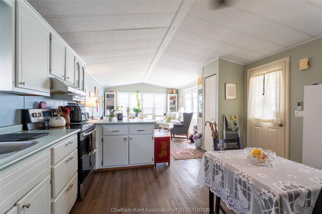 144 Dunkirk Drive, Chatham, ON