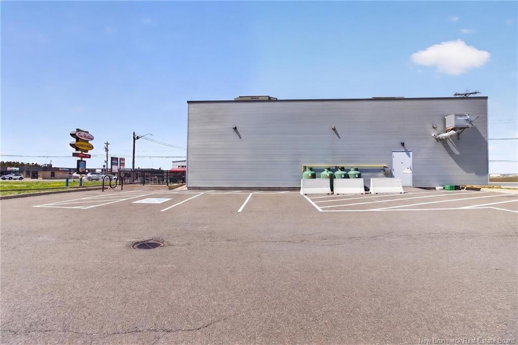 270 Amirault St, Dieppe, NB
