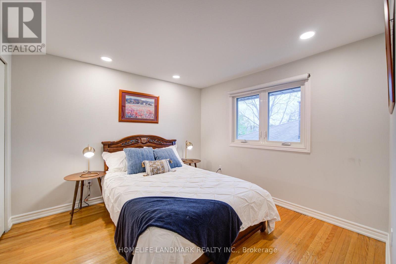 2532 Renzoni Road, Mississauga, ON - Indoor Photo Showing Bedroom