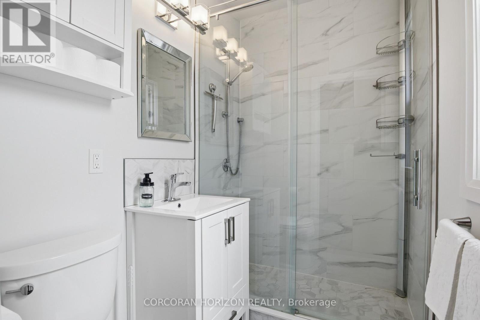 14 Lorne Crescent, Kitchener, ON - Indoor Photo Showing Bathroom