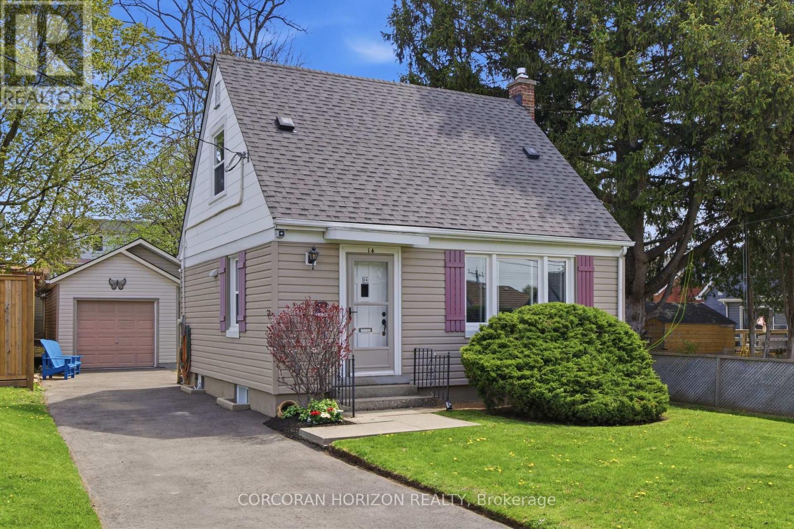 14 Lorne Crescent, Kitchener, ON - Outdoor