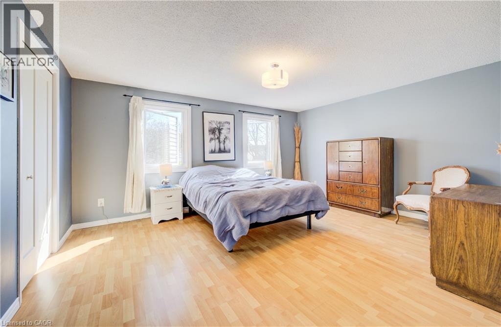 35 Camrose Court, Kitchener, ON - Indoor Photo Showing Bedroom