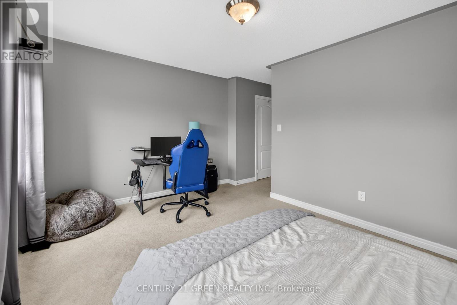 265 Scott Boulevard, Milton, ON - Indoor