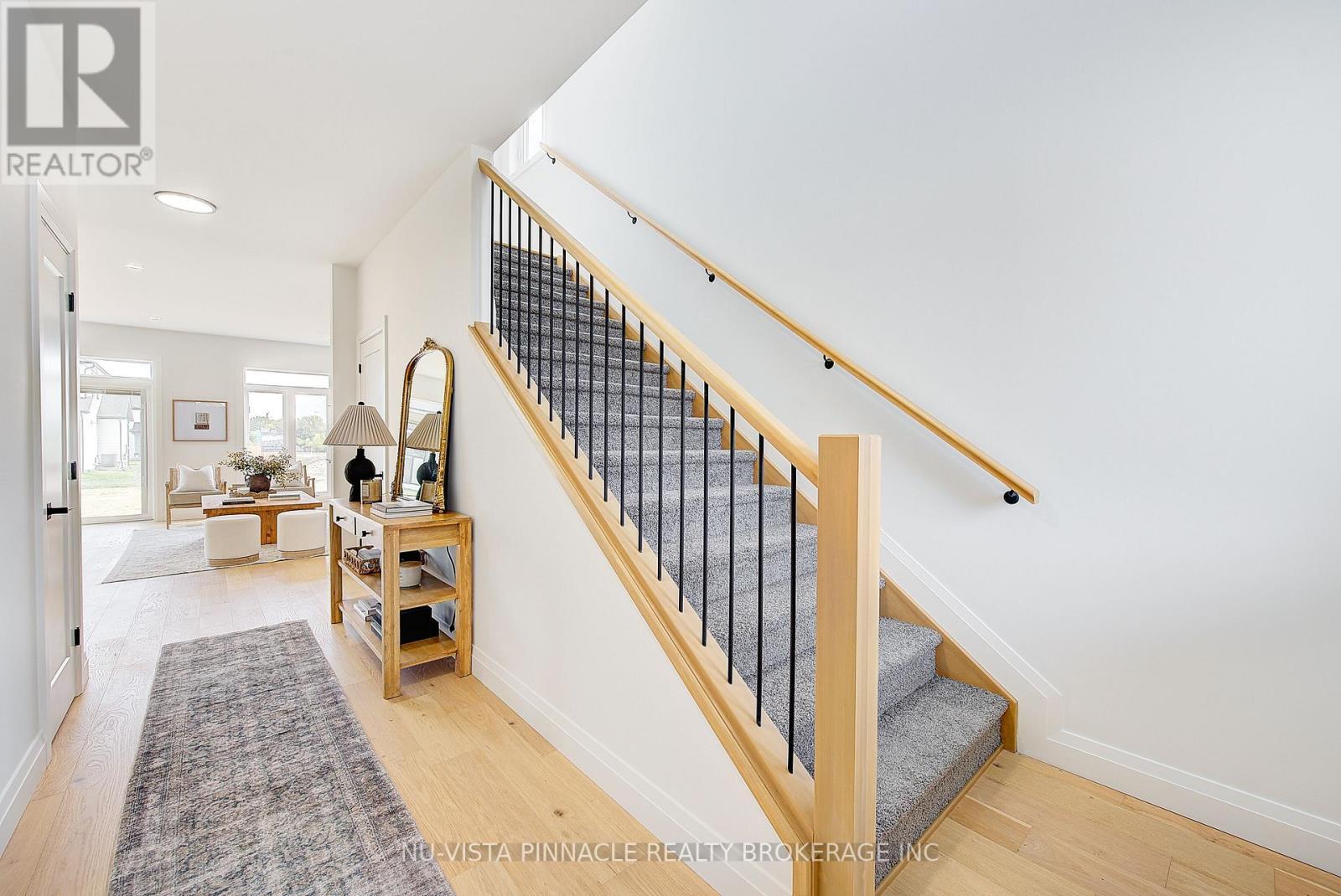 10 Woodmere Path, Middlesex Centre (Ilderton), ON - Indoor Photo Showing Other Room