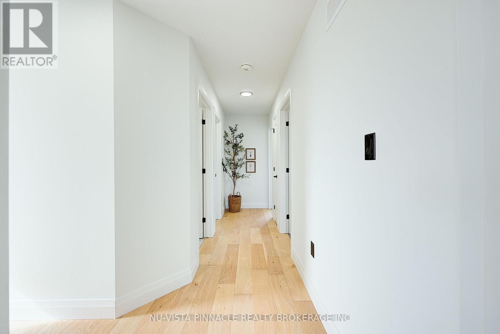 10 Woodmere Path, Middlesex Centre (Ilderton), ON - Indoor Photo Showing Other Room