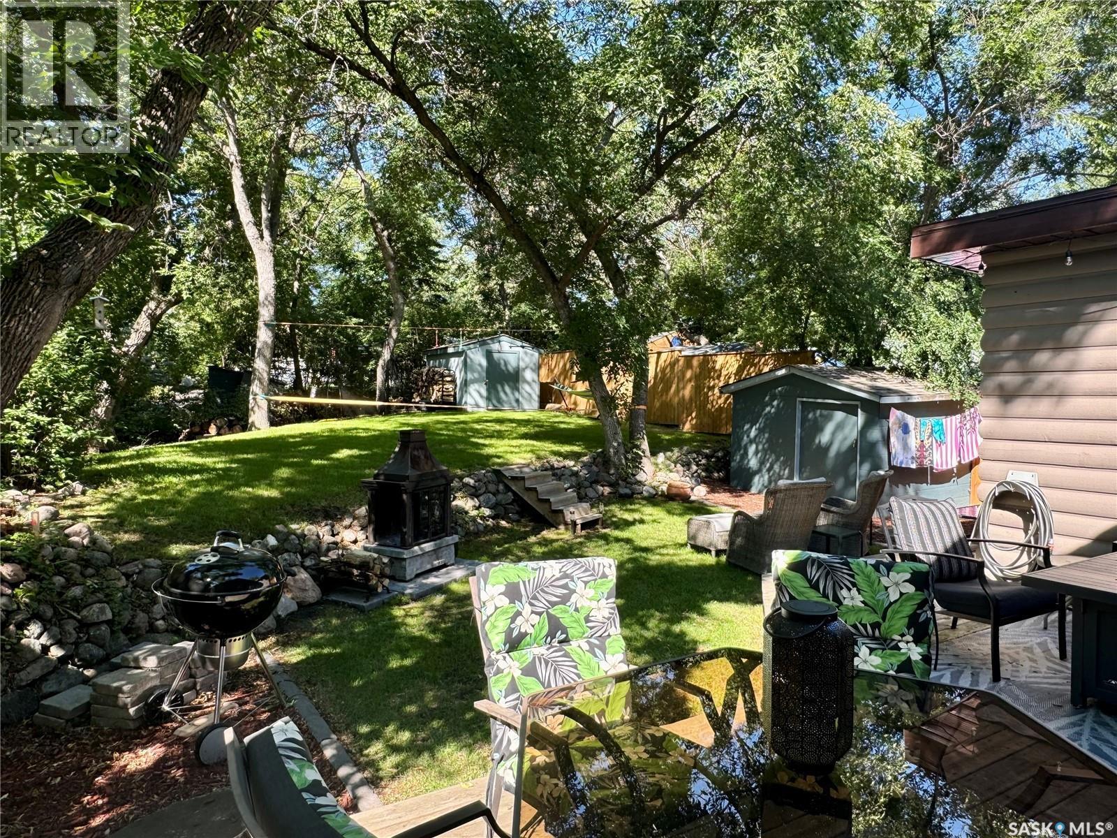 338 3Rd Street E, Regina Beach, SK - Outdoor