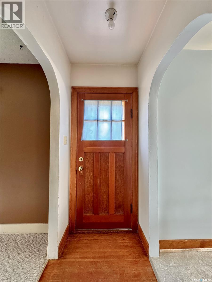 405 March Avenue E, Langenburg, SK - Indoor Photo Showing Other Room