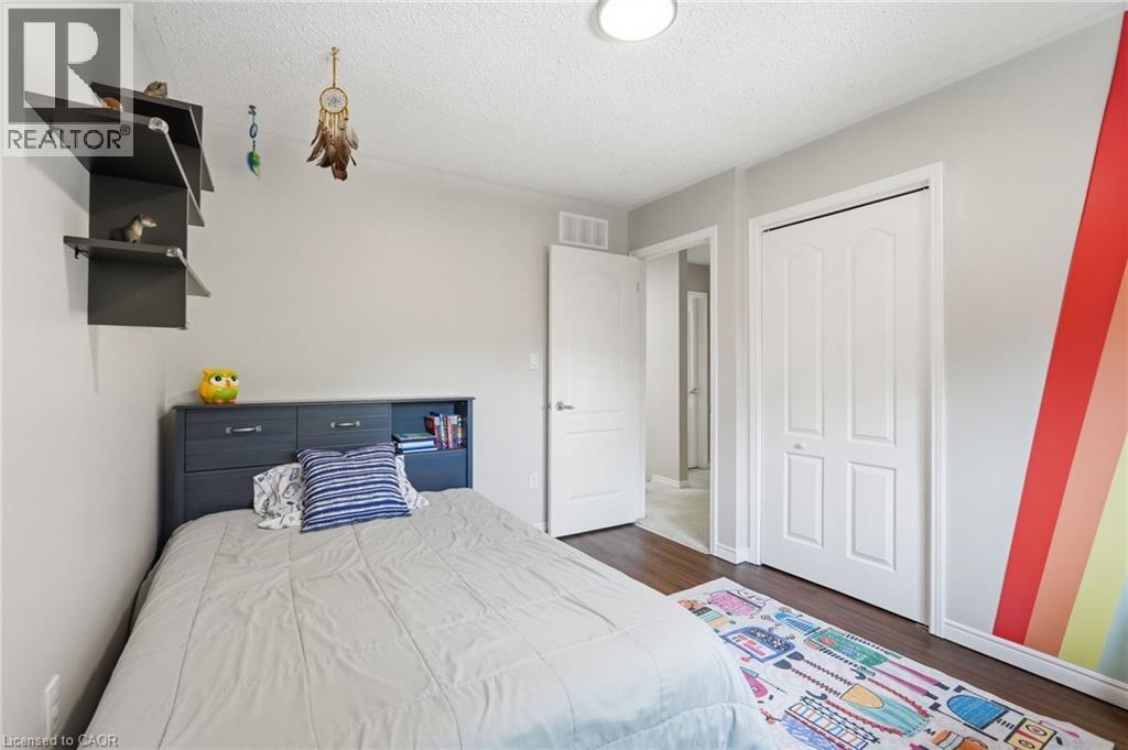 108 Highway 52, Hamilton, ON - Indoor Photo Showing Bedroom