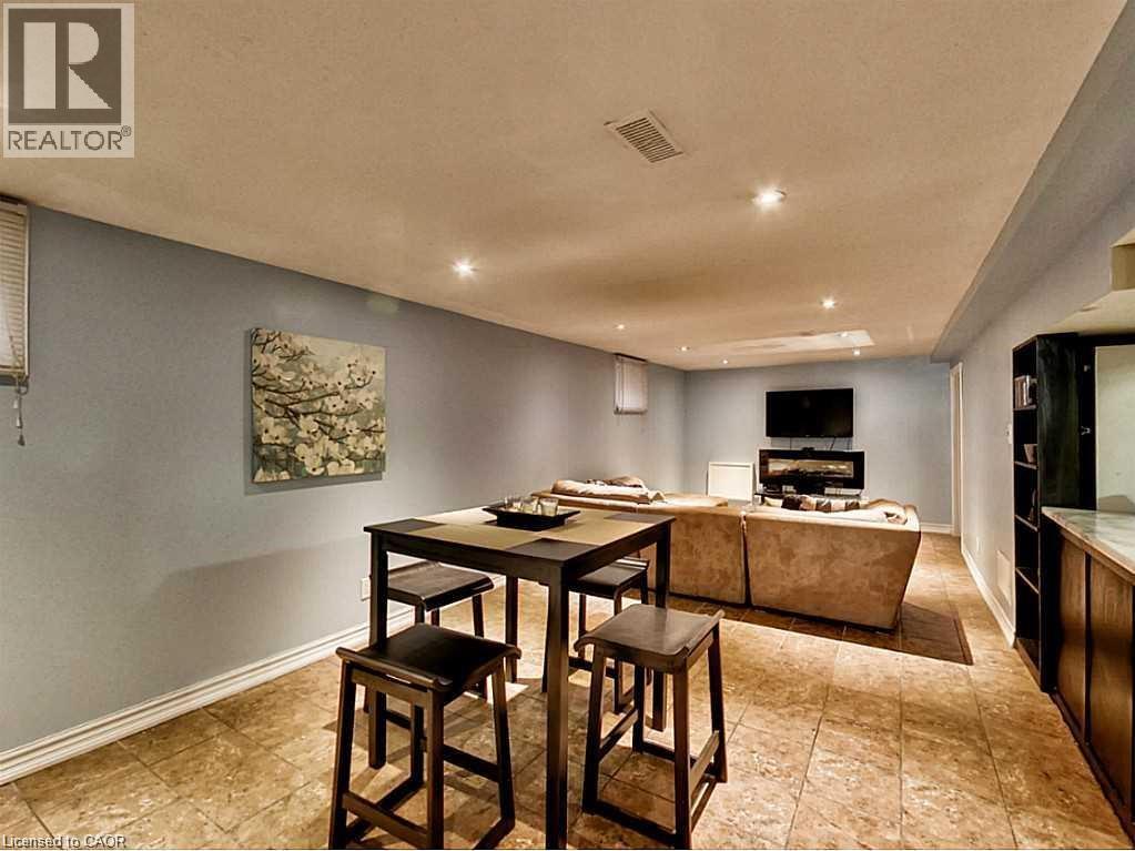 96 Manning Avenue, Hamilton, ON - Indoor