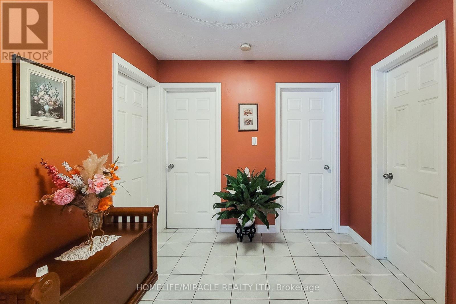 337 Mcneilly Road, Hamilton, ON - Indoor Photo Showing Other Room