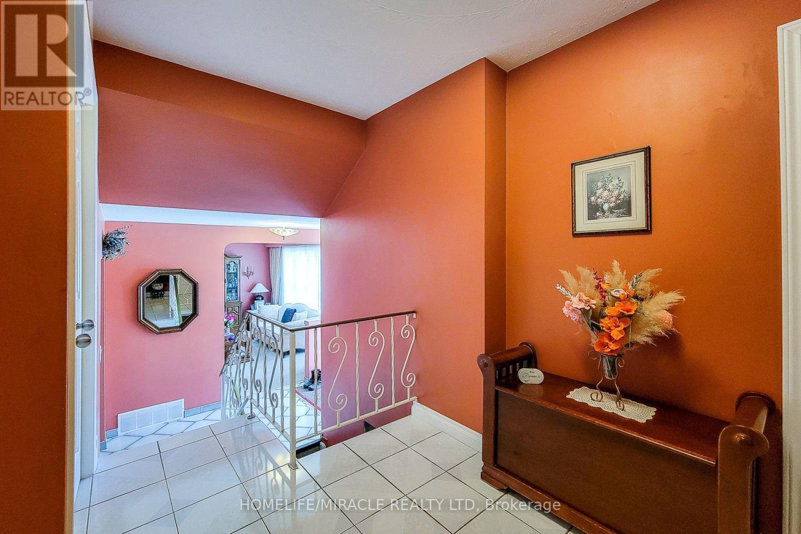 337 Mcneilly Road, Hamilton, ON - Indoor Photo Showing Other Room