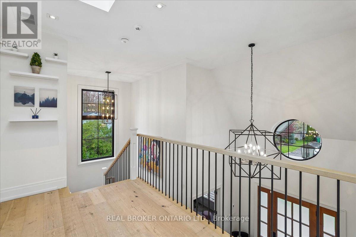1445 Skyline Drive, Mississauga, ON - Indoor Photo Showing Other Room