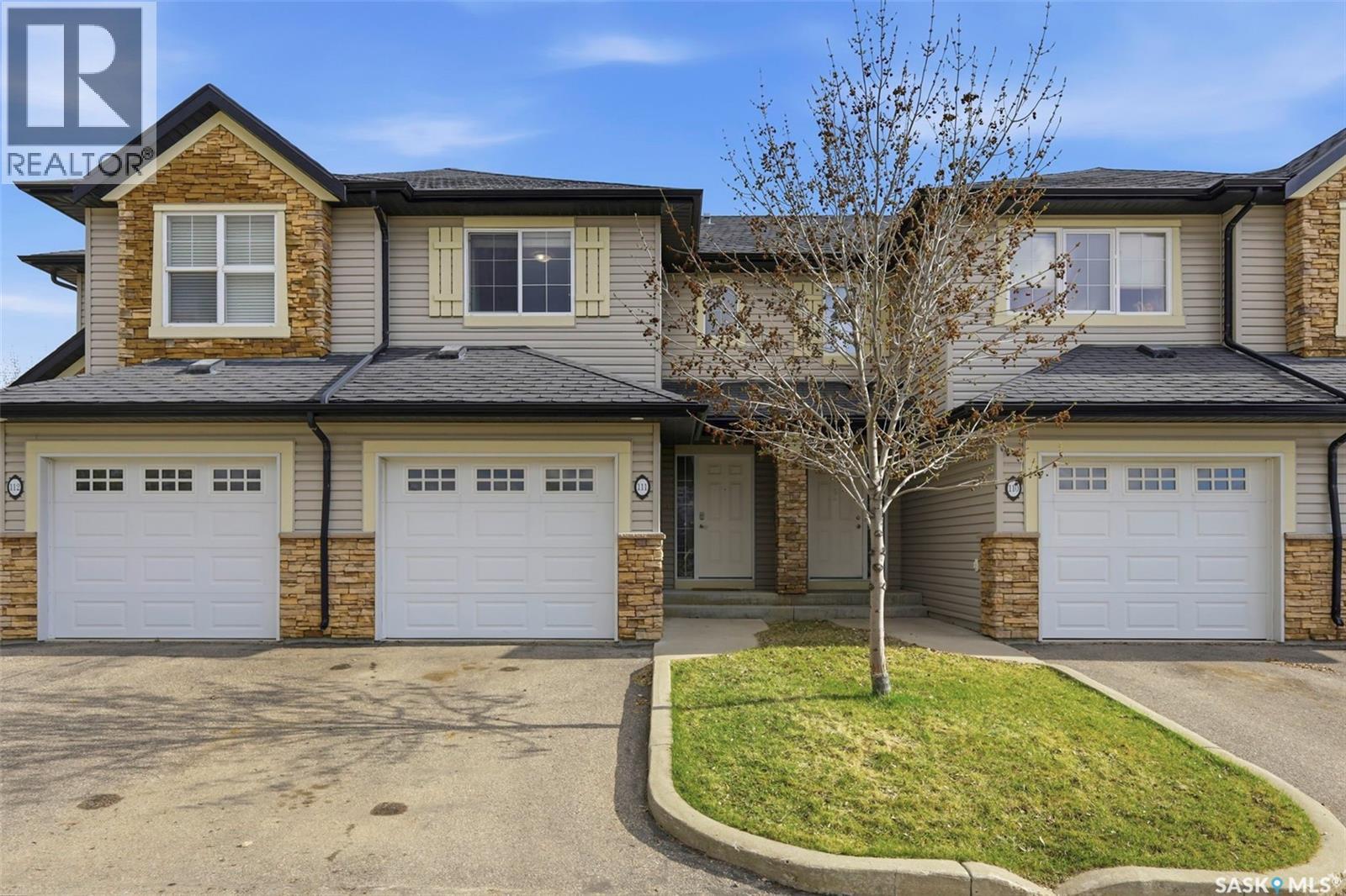 111 105 Lynd Crescent, Saskatoon, SK - Outdoor With Facade