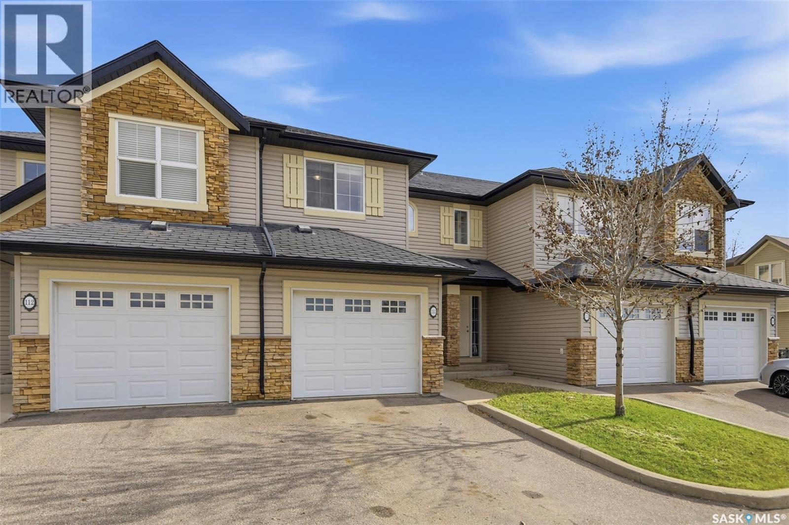 111 105 Lynd Crescent, Saskatoon, SK - Outdoor With Facade