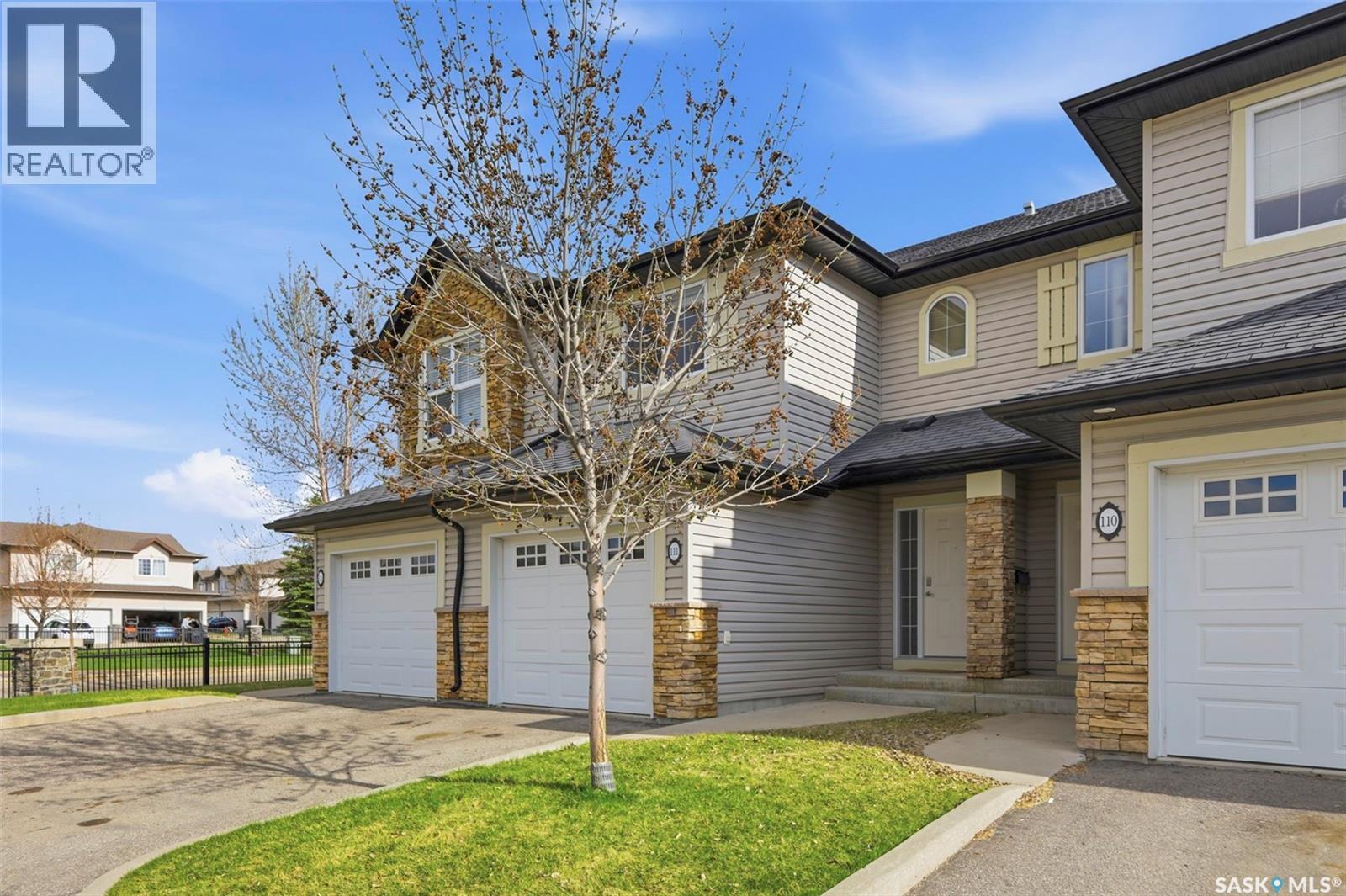 111 105 Lynd Crescent, Saskatoon, SK - Outdoor With Facade