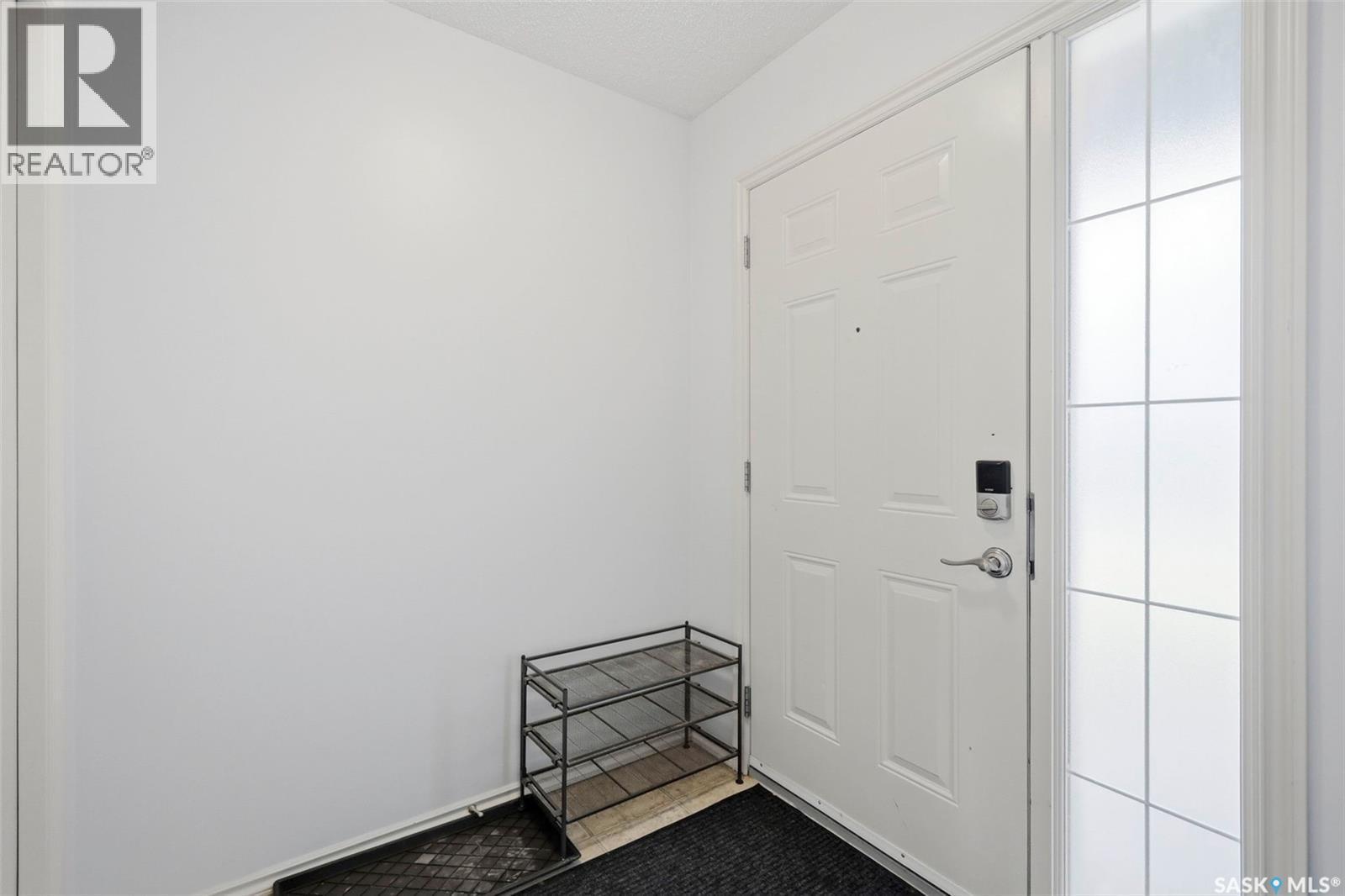111 105 Lynd Crescent, Saskatoon, SK - Indoor Photo Showing Other Room