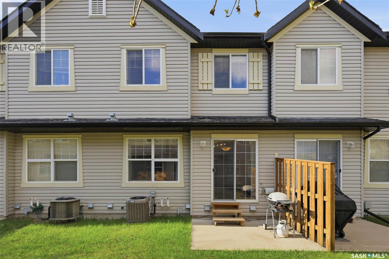 111 105 Lynd Crescent, Saskatoon, SK - Outdoor With Exterior