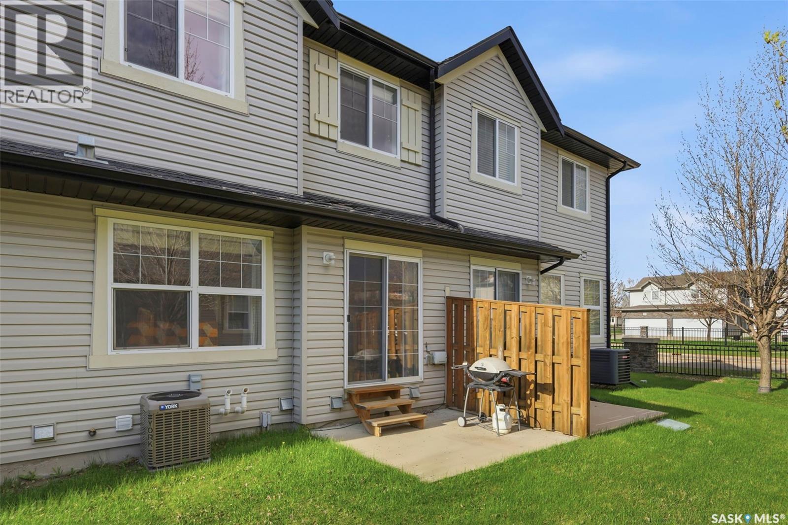 111 105 Lynd Crescent, Saskatoon, SK - Outdoor With Exterior