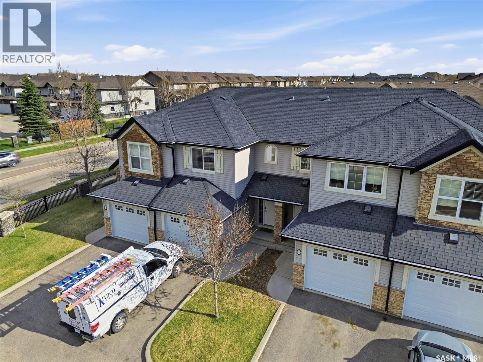 111 105 Lynd Crescent, Saskatoon, SK - Outdoor