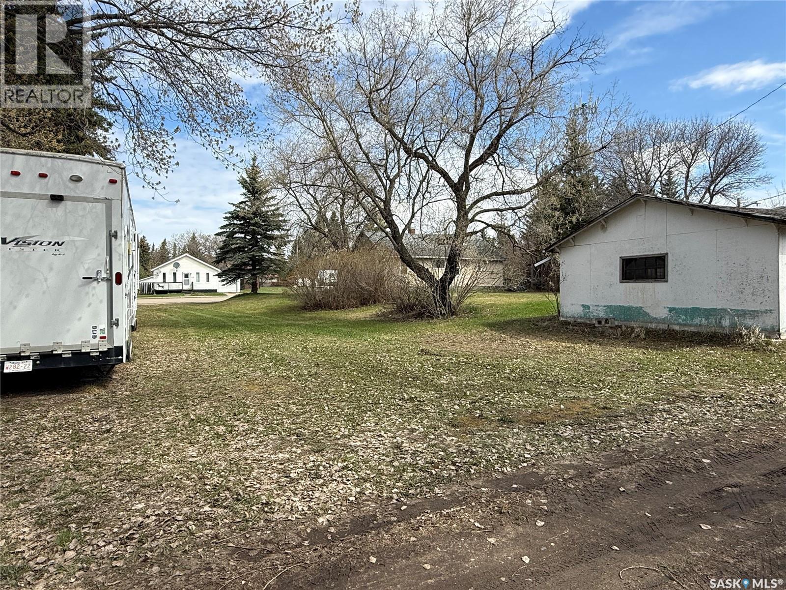 112 1St Street W, Shell Lake, SK - Outdoor