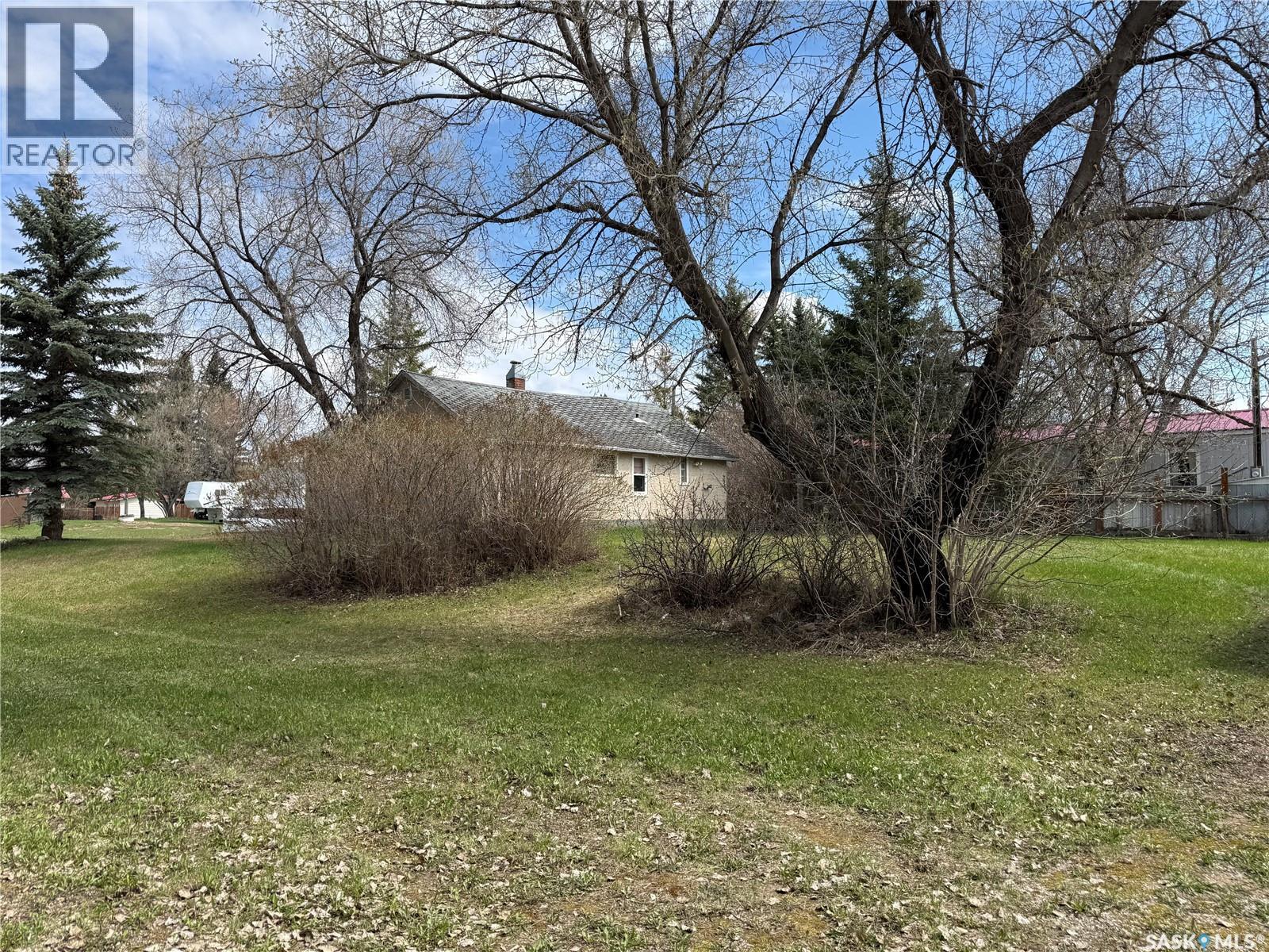 112 1St Street W, Shell Lake, SK - Outdoor