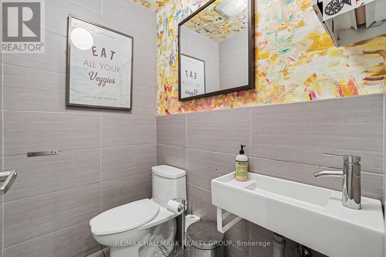 225 Strathcona Avenue, Ottawa, ON
