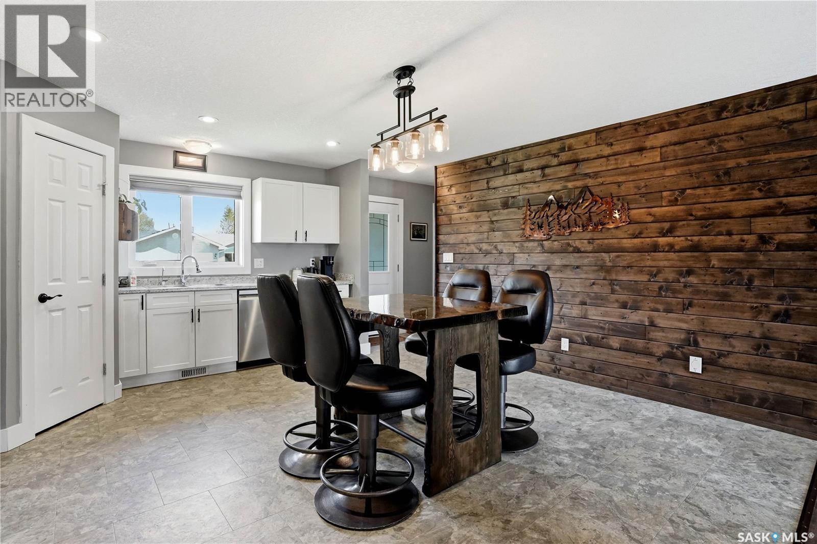 201 Silton Street, Bulyea, SK - Indoor Photo Showing Dining Room