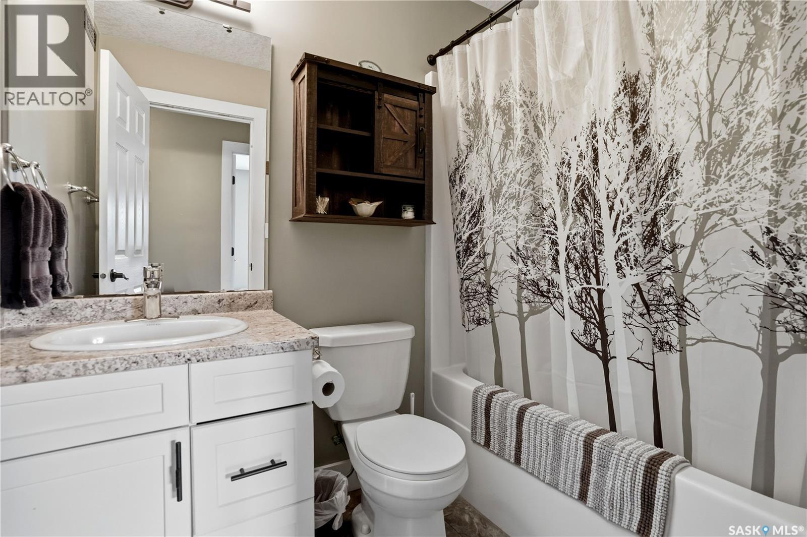 201 Silton Street, Bulyea, SK - Indoor Photo Showing Bathroom
