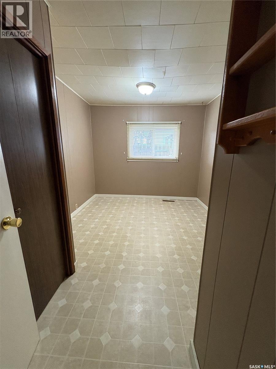 209 2Nd Avenue E, Kelvington, SK - Indoor Photo Showing Other Room