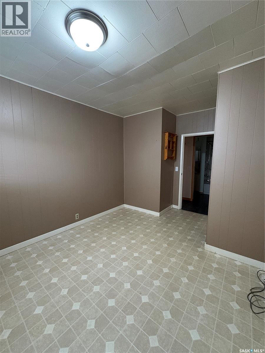 209 2Nd Avenue E, Kelvington, SK - Indoor Photo Showing Other Room