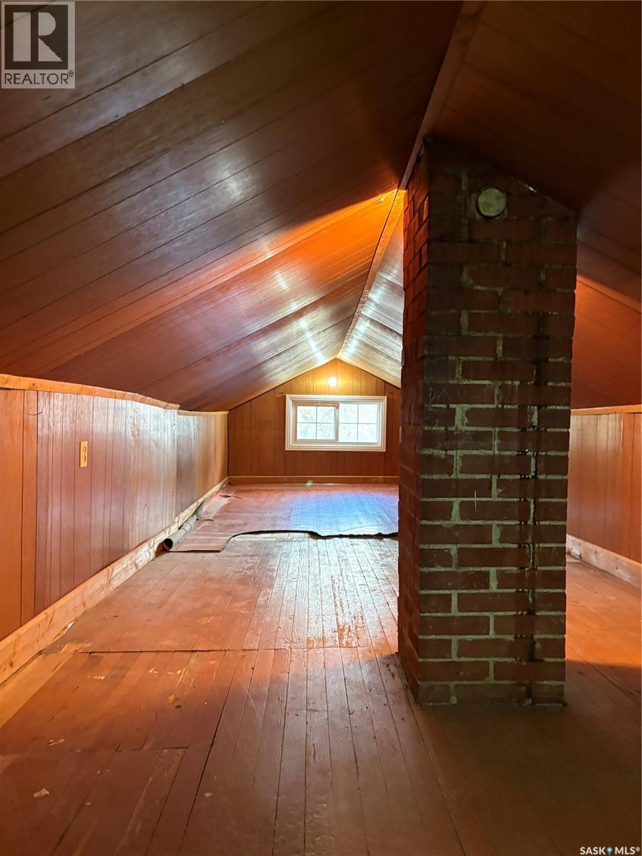 209 2Nd Avenue E, Kelvington, SK - Indoor Photo Showing Other Room