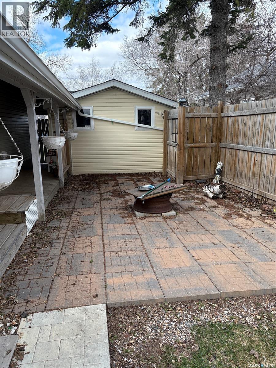 209 2Nd Avenue E, Kelvington, SK - Outdoor