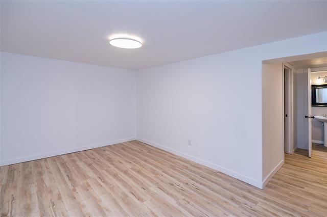 251 Elm St, Winnipeg, MB