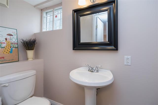 251 Elm St, Winnipeg, MB