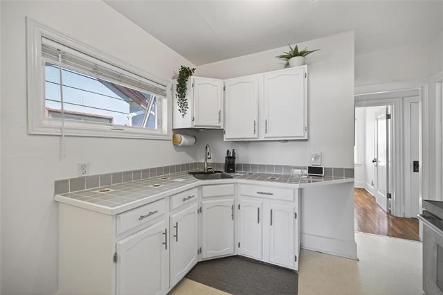 637 Valour Rd, Winnipeg, MB