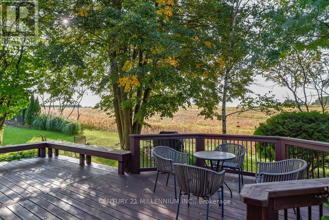 753333 2Nd Line Ehs, Mono, ON - Outdoor With Deck Patio Veranda