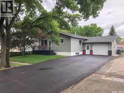 812 Qu'appelle STREET Grenfell, SK S0G 2B0