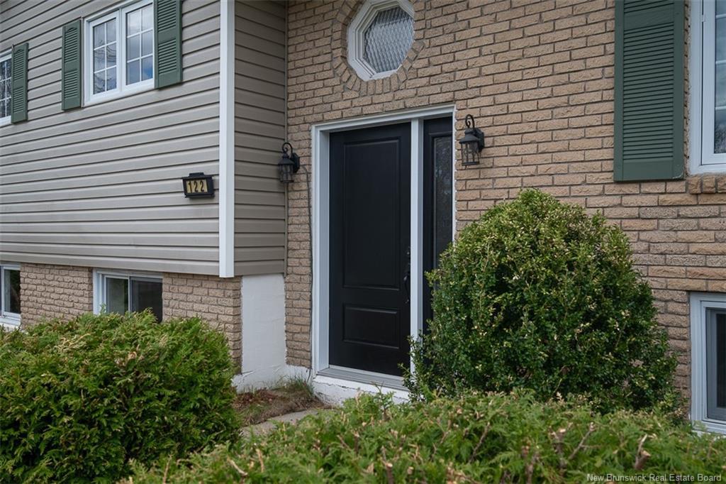 122 Burpee St, Fredericton, NB