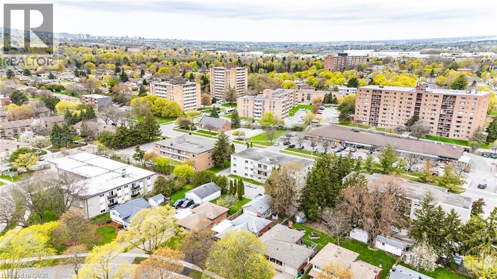 18 Queenston Crescent, Kitchener, ON - Outdoor With View